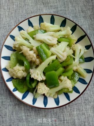 青椒炒菜花的做法步骤：6