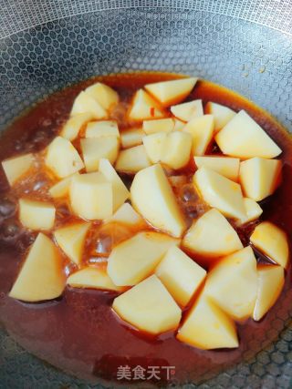牛腩烧土豆的做法步骤：15