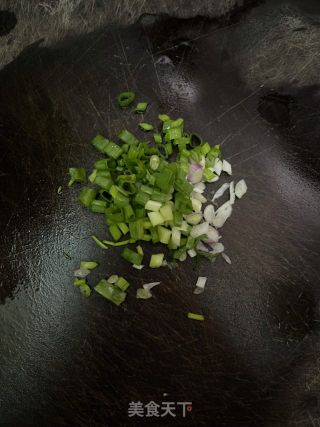 番茄炸蛋牛肉锅的做法步骤：3