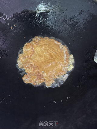 番茄炸蛋牛肉锅的做法步骤：5