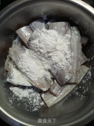 酱香带鱼的做法步骤：2