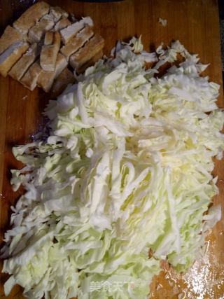 洋白菜炒豆腐的做法步骤：2