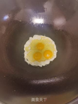 牛肉丸云吞的做法步骤：1