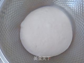 鱿鱼足鲜虾披萨的做法步骤：6