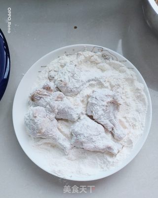 脆皮炸鸡翅根的做法步骤：4