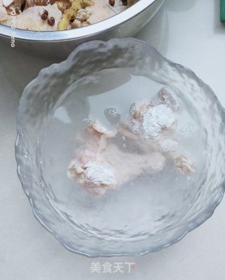 脆皮炸鸡翅根的做法步骤：5