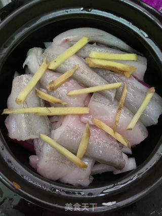 黄豆酱焗九肚鱼的做法步骤：7