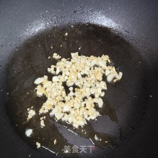 蒜蓉浇汁生菜的做法步骤：4