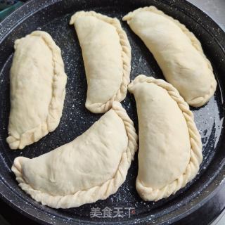 韭菜盒子的做法步骤：12