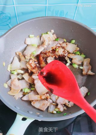 家常辣椒炒肉的做法步骤：8