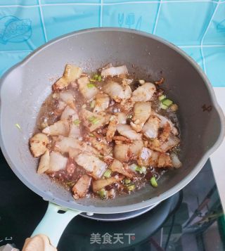 家常辣椒炒肉的做法步骤：9
