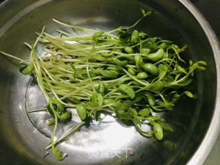 西红柿鸡蛋汤面的做法步骤：2