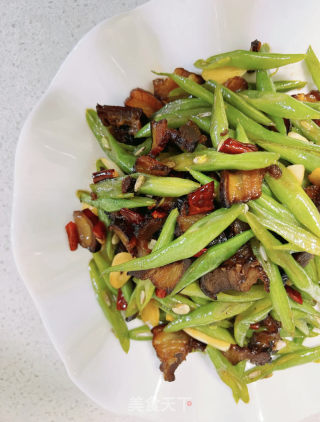 四季豆炒腊肉的做法