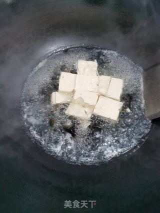 皮蛋豆腐狗肝菜汤的做法步骤：7