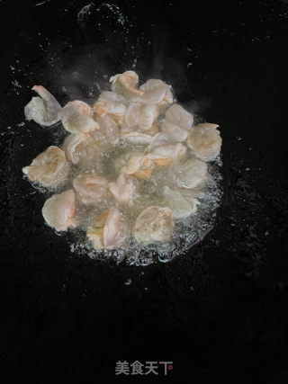 黄瓜炒虾仁的做法步骤：4