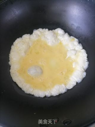 洋葱炒蛋的做法步骤：3