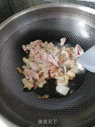 胡萝卜炒肉的做法步骤：3