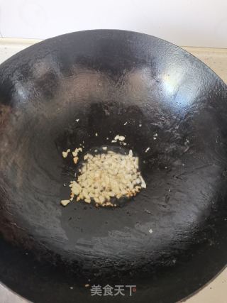 蒜香西兰花的做法步骤：4
