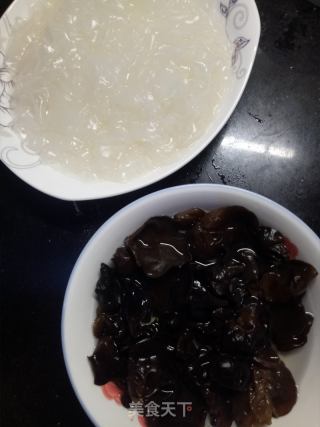 酸辣炒粉皮的做法步骤：2