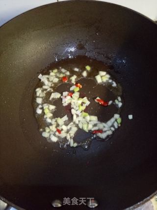 酸辣炒粉皮的做法步骤：4
