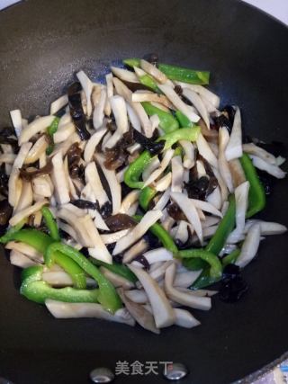 小炒杏鲍菇的做法步骤：6