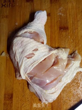 酥炸鸡腿的做法步骤：1