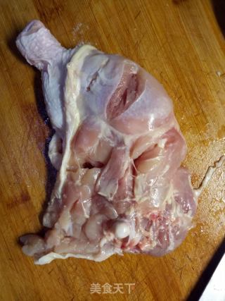 酥炸鸡腿的做法步骤：2