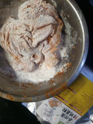 酥炸鸡腿的做法步骤：5