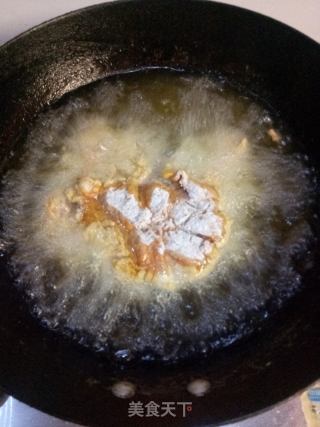 酥炸鸡腿的做法步骤：6