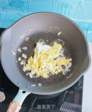 玉米炒饭的做法步骤：4
