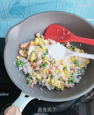 玉米炒饭的做法步骤：7