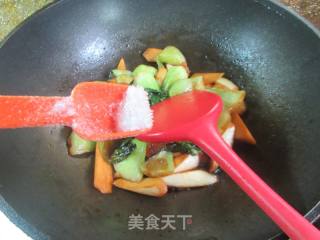 茭白烧青菜的做法步骤：11