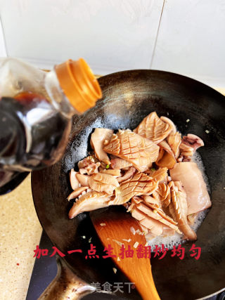 家常烧鱿鱼（干鱿鱼）的做法步骤：18