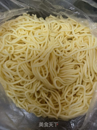 番茄牛肉酱拌面的做法步骤：1