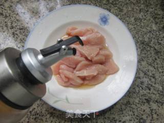鸡胸肉炒海带的做法步骤：2