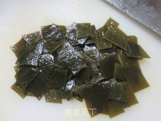 鸡胸肉炒海带的做法步骤：6