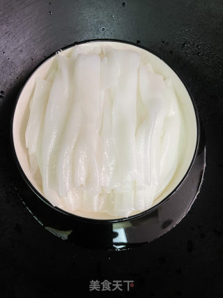 番茄牛肉酱蒸陈村粉的做法步骤：4