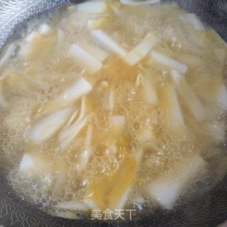 金汤白菜年糕的做法步骤：7