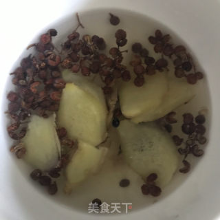韭黄牛肉水饺的做法步骤：3