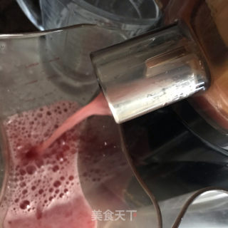 西瓜汁的做法步骤：3
