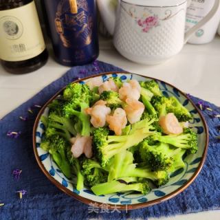 虾仁炒西兰花的做法