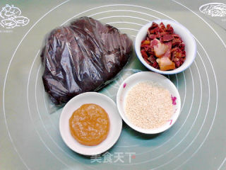 玫瑰火腿月饼的做法步骤：1