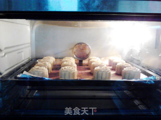 玫瑰火腿月饼的做法步骤：21