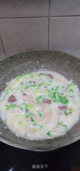 生菜猪红瘦肉粥的做法步骤：8