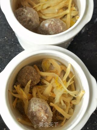 黄花菜牛肉丸汤的做法步骤：6