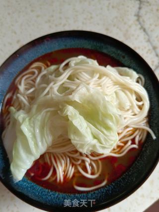 红汤蔬菜面的做法步骤：5