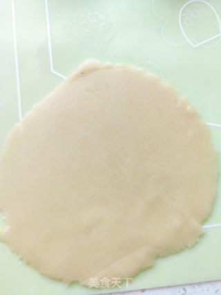 广式凤梨蛋黄月饼的做法步骤：9