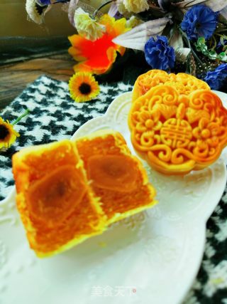 广式凤梨蛋黄月饼的做法步骤：20