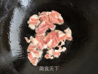 瓠瓜炒五花肉的做法步骤：3