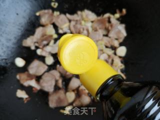 瓠瓜炒五花肉的做法步骤：5